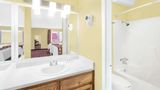 Super 8 Kerrville Room
