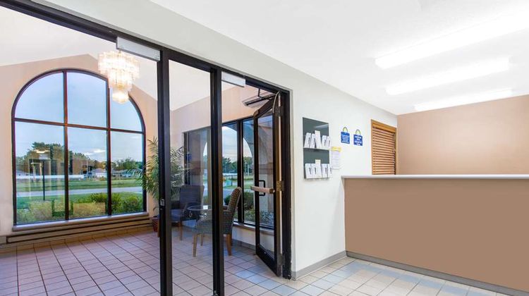 Days Inn Austin Lobby