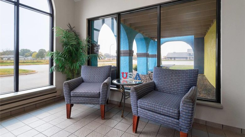 <b>Days Inn Austin Lobby</b>. Images powered by <a href="https://iceportal.shijigroup.com/" title="IcePortal" target="_blank">IcePortal</a>.