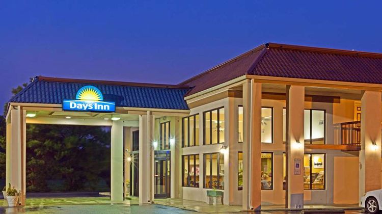 Days Inn Clinton Exterior