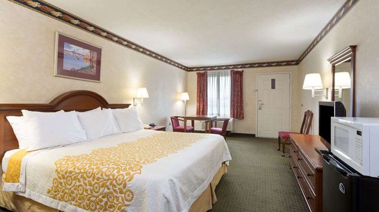 Days Inn Clinton Room