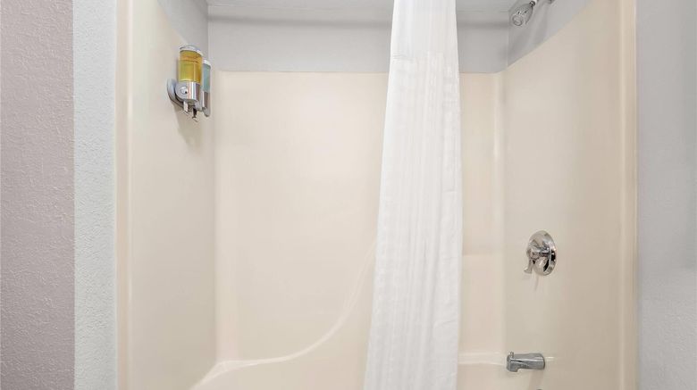<b>Days Inn Hillsdale Room</b>. Images powered by <a href="https://iceportal.shijigroup.com/" title="IcePortal" target="_blank">IcePortal</a>.