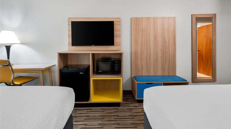<b>Days Inn Hillsdale Room</b>. Images powered by <a href="https://iceportal.shijigroup.com/" title="IcePortal" target="_blank">IcePortal</a>.