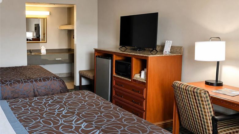 <b>Days Inn Apple Valley Sevierville Room</b>. Images powered by <a href="https://iceportal.shijigroup.com/" title="IcePortal" target="_blank">IcePortal</a>.