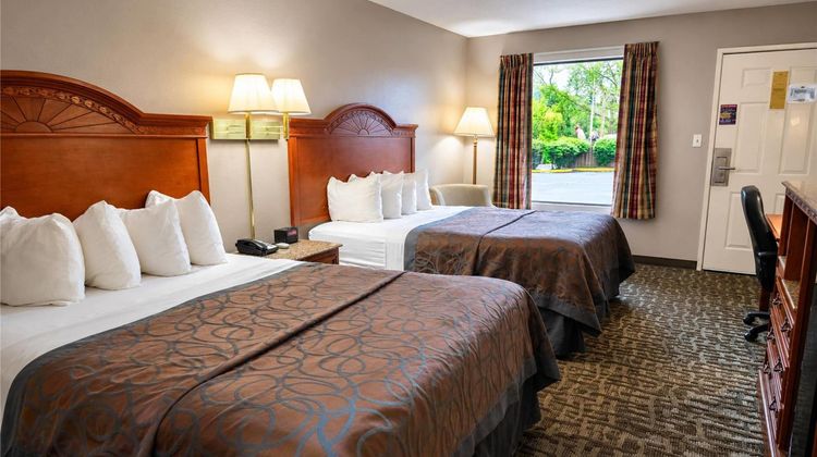 Days Inn Apple Valley Sevierville Room