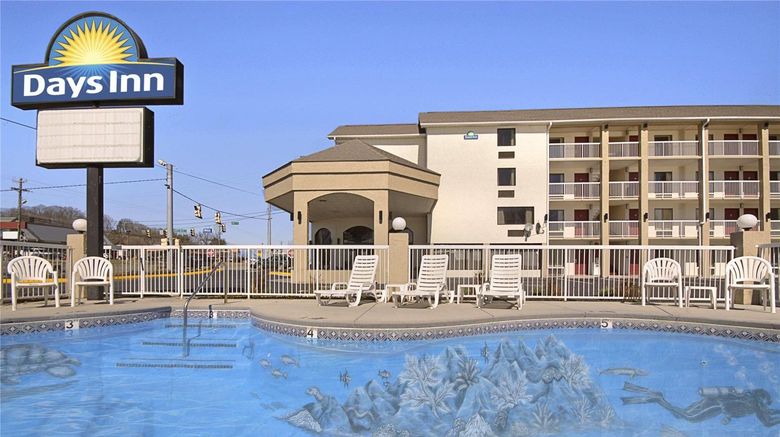 <b>Days Inn Apple Valley Sevierville Pool</b>. Images powered by <a href="https://iceportal.shijigroup.com/" title="IcePortal" target="_blank">IcePortal</a>.