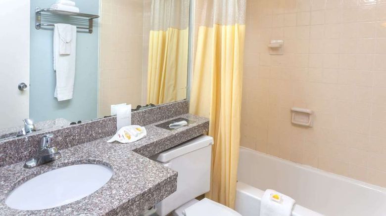 <b>Days Inn Portage Room</b>. Images powered by <a href="https://iceportal.shijigroup.com/" title="IcePortal" target="_blank">IcePortal</a>.