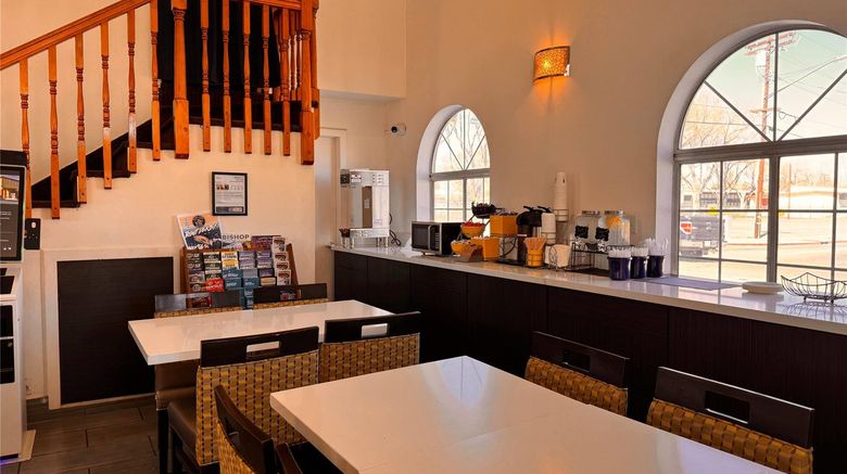 <b>Days Inn Bishop Restaurant</b>. Images powered by <a href="https://iceportal.shijigroup.com/" title="IcePortal" target="_blank">IcePortal</a>.