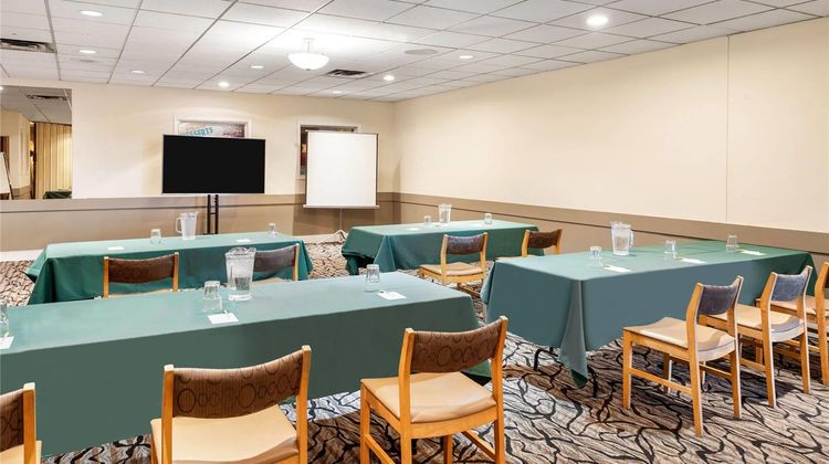 Days Inn Nanaimo Meeting