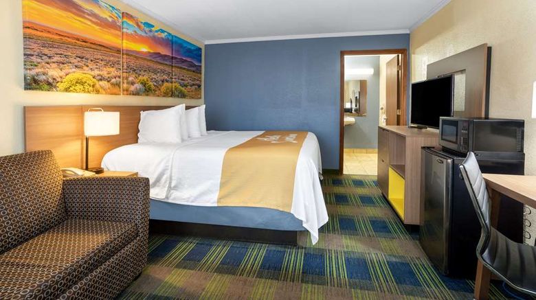 <b>Days Inn Alamogordo Room</b>. Images powered by <a href="https://iceportal.shijigroup.com/" title="IcePortal" target="_blank">IcePortal</a>.