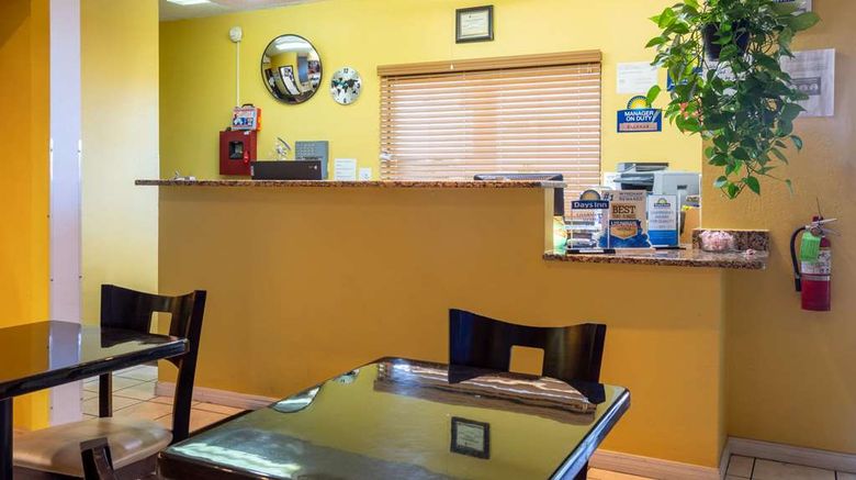 <b>Days Inn Alamogordo Lobby</b>. Images powered by <a href="https://iceportal.shijigroup.com/" title="IcePortal" target="_blank">IcePortal</a>.