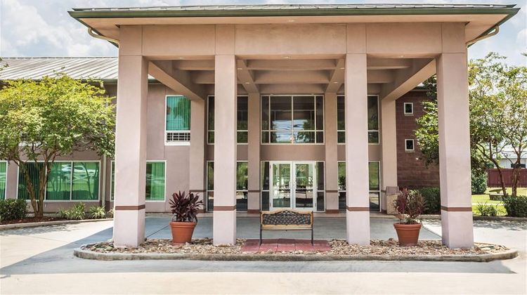 Ramada Luling Exterior