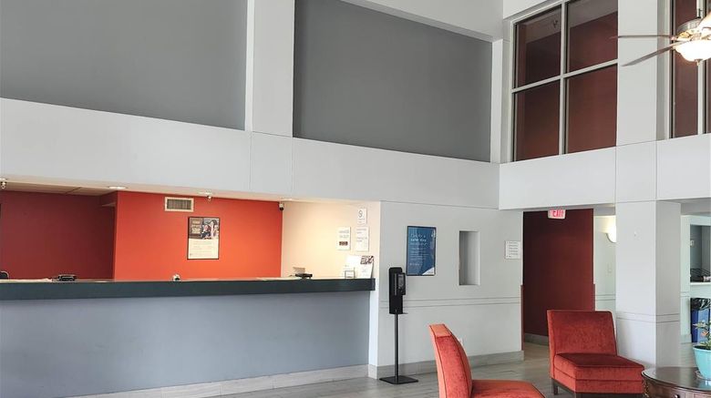 <b>Ramada Luling Lobby</b>. Images powered by <a href="https://iceportal.shijigroup.com/" title="IcePortal" target="_blank">IcePortal</a>.