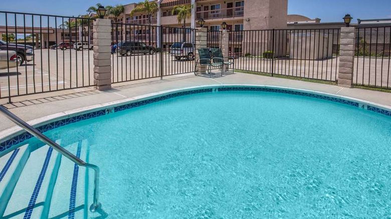 <b>Days Inn Ontario Airport Pool</b>. Images powered by <a href="https://iceportal.shijigroup.com/" title="IcePortal" target="_blank">IcePortal</a>.