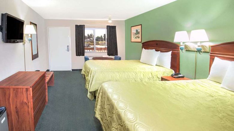 <b>Days Inn Ontario Airport Room</b>. Images powered by <a href="https://iceportal.shijigroup.com/" title="IcePortal" target="_blank">IcePortal</a>.