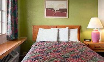 Days Inn by Wyndham West Memphis