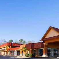 Days Inn by Wyndham Forsyth
