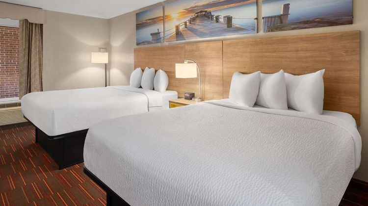 Days Inn by Wyndham Forsyth Room
