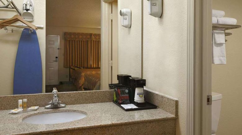 <b>Days Inn Airport Nashville East Room</b>. Images powered by <a href="https://iceportal.shijigroup.com/" title="IcePortal" target="_blank">IcePortal</a>.