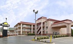 Days Inn Airport Nashville East