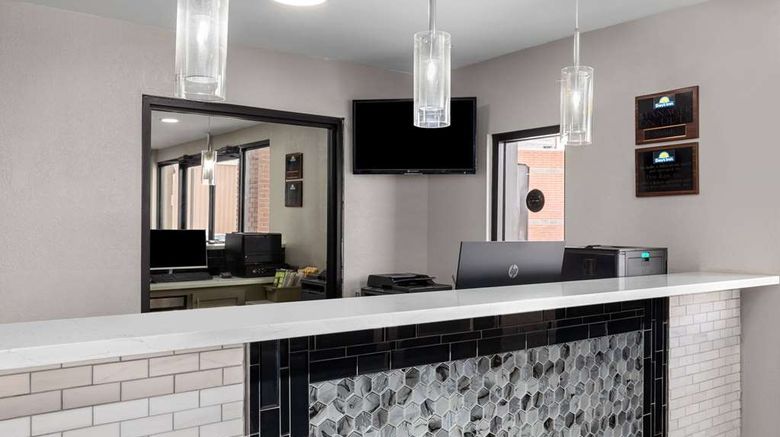 <b>Days Inn Childersburg Lobby</b>. Images powered by <a href="https://iceportal.shijigroup.com/" title="IcePortal" target="_blank">IcePortal</a>.