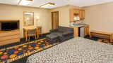 Days Inn Farmer City Suite
