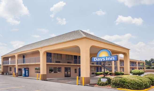 Days Inn Clinton Exterior