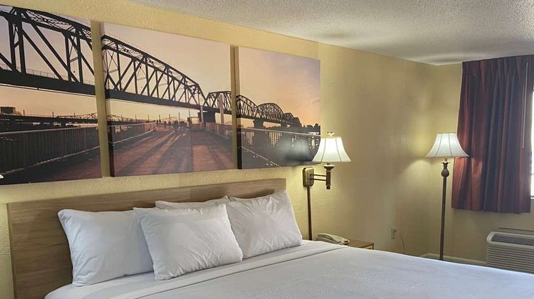 Days Inn Clinton Room