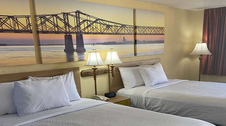 <b>Days Inn Clinton Room</b>. Images powered by <a href="https://iceportal.shijigroup.com/" title="IcePortal" target="_blank">IcePortal</a>.