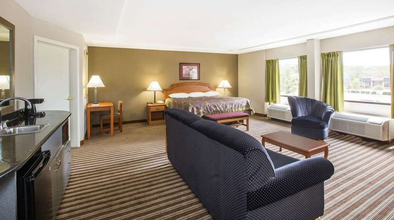 <b>Super 8 Oxford Suite</b>. Images powered by <a href="https://iceportal.shijigroup.com/" title="IcePortal" target="_blank">IcePortal</a>.