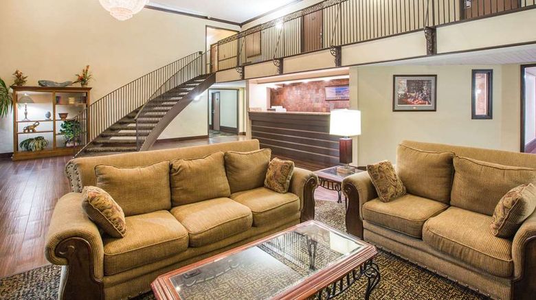 <b>Super 8 Oxford Lobby</b>. Images powered by <a href="https://iceportal.shijigroup.com/" title="IcePortal" target="_blank">IcePortal</a>.