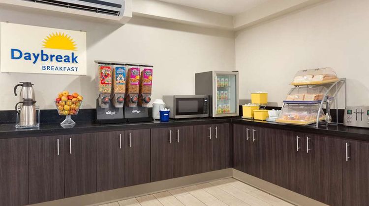 Days Inn & Suites Anaheim at Disneyland Restaurant