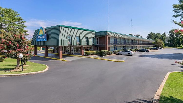 Days Inn Seneca Exterior
