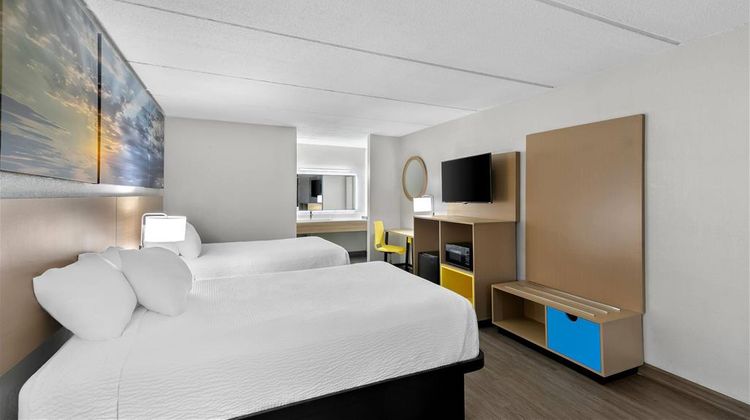 Days Inn Seneca Room