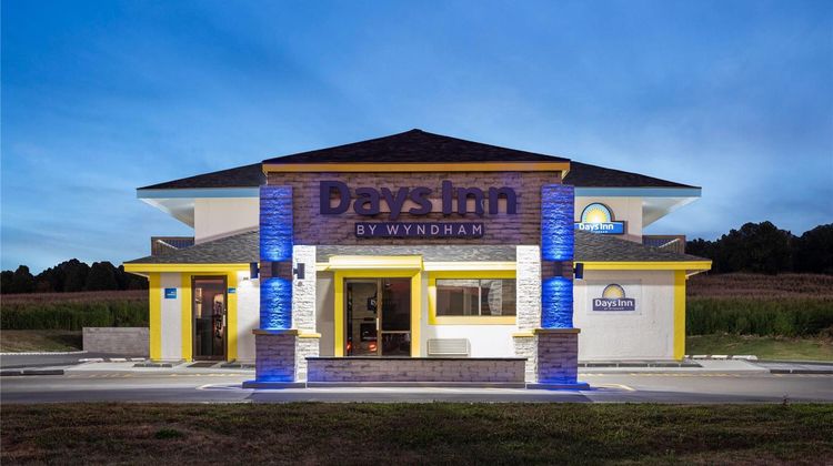 Days Inn Cloverdale Greencastle Exterior