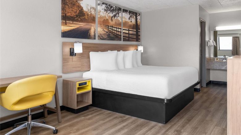 <b>Days Inn Cloverdale Greencastle Room</b>. Images powered by <a href="https://iceportal.shijigroup.com/" title="IcePortal" target="_blank">IcePortal</a>.