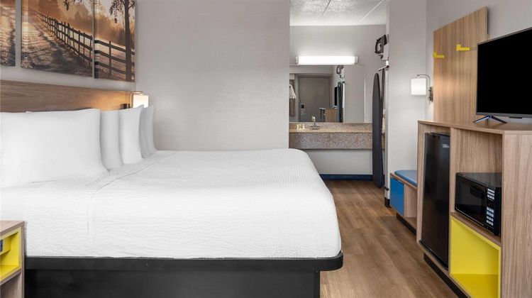 Days Inn Cloverdale Greencastle Room