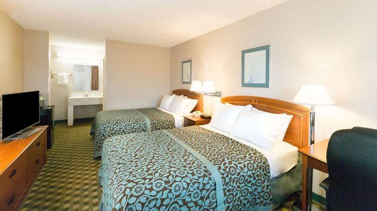 Days Inn Richmond Room