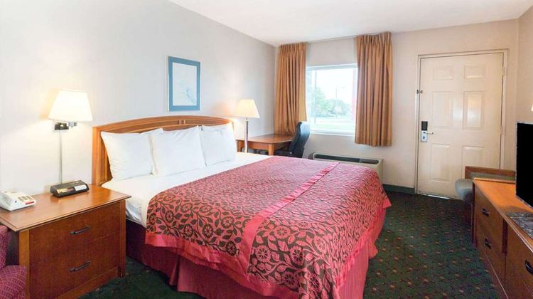 Days Inn Richmond Room