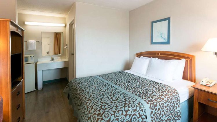 Days Inn Richmond Room