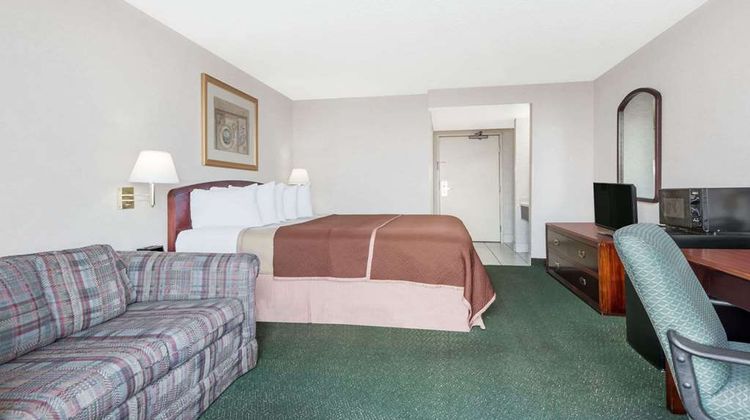 Days Inn Amarillo East Room