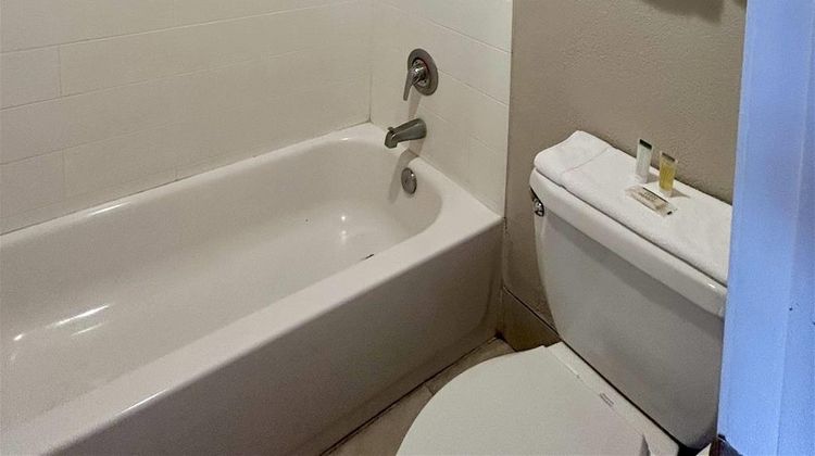 Days Inn Kingman West Room