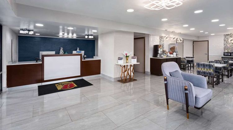 Super 8 Prattville/Montgomery Lobby