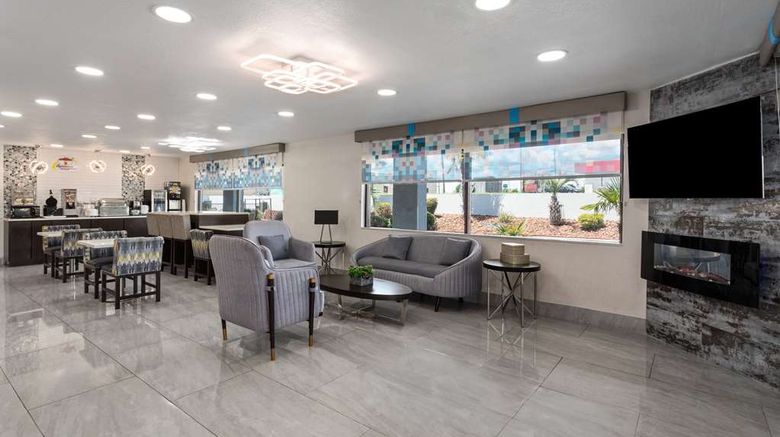 <b>Super 8 Prattville/Montgomery Lobby</b>. Images powered by <a href="https://iceportal.shijigroup.com/" title="IcePortal" target="_blank">IcePortal</a>.