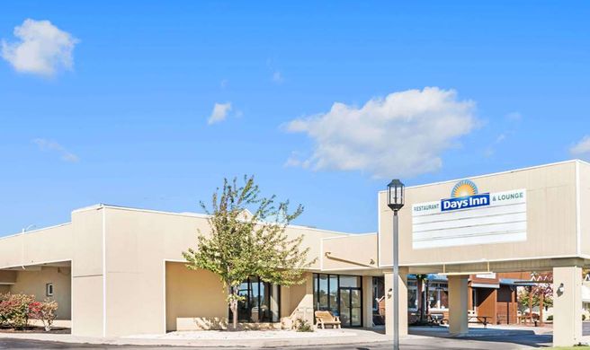 Days Inn Henrietta/Rochester Area Exterior