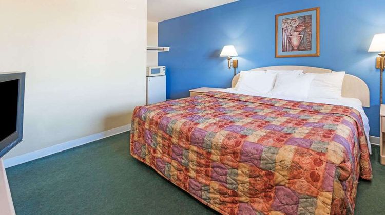 Days Inn Henrietta/Rochester Area Room