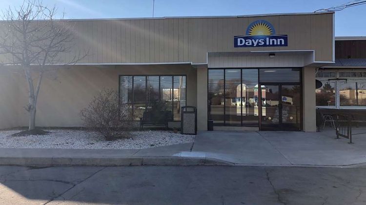 Days Inn Henrietta/Rochester Area Exterior