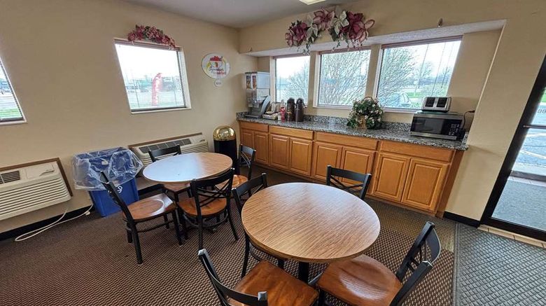 <b>Super 8 Du Quoin Other</b>. Images powered by <a href="https://iceportal.shijigroup.com/" title="IcePortal" target="_blank">IcePortal</a>.