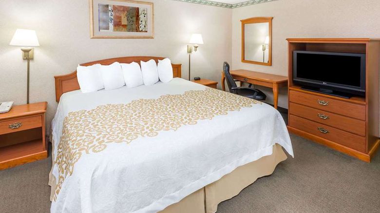 <b>Days Inn Batesville Room</b>. Images powered by <a href="https://iceportal.shijigroup.com/" title="IcePortal" target="_blank">IcePortal</a>.