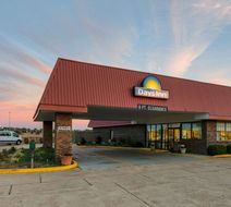 Days Inn Batesville Exterior